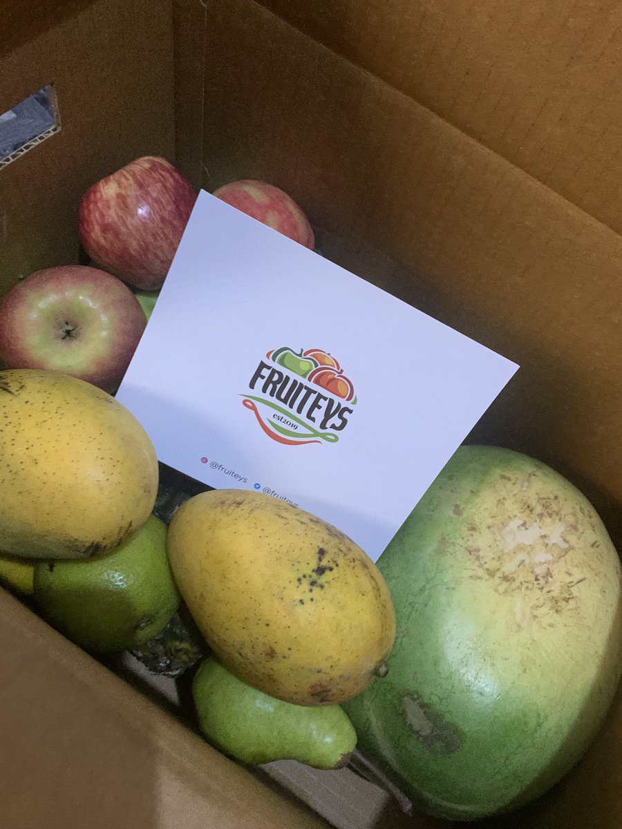 Chukulee_'s tweet photo. @fruiteys #freshfruitbox off to Nicon Town #lagos
Are you trying eating healthy, colorful and right? Then you need #fruiteys
Custom curated tropical and exotic fruits delivered to your doorstep in Lagos.
Bonus points, #fruiteys is owned by a certified nutritionist https://t.co/dUs7J6FJBP