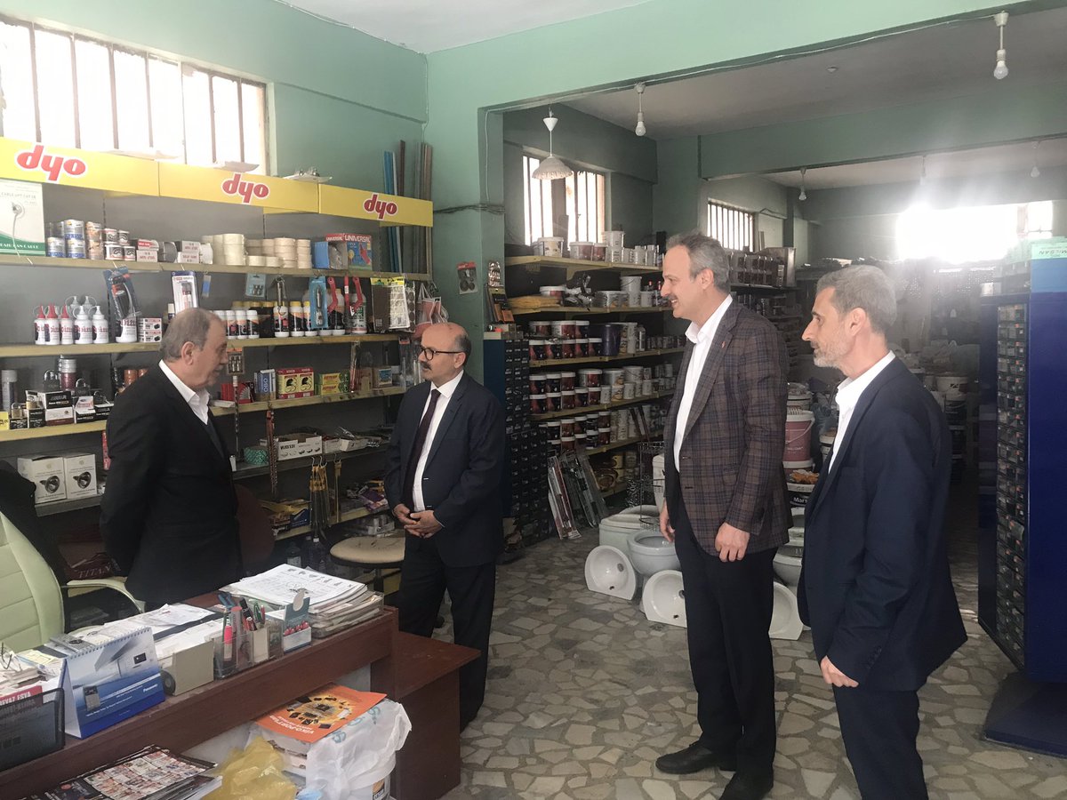 📍 Bayrampaşa 

Kocatepe mahallemizde  bulunan esnaflarımızı Belediye Başkan yardımcımız <a href="/GBALEKOGLU/">Gökhan BALEKOĞLU 🇹🇷</a> ilçe  yönetim kurulu üyelerimiz  <a href="/Suatdrtkrds14/">Suat Dörtkardeş</a> <a href="/kadirmusluu/">🇹🇷🇹🇷 Kadir Muslu 🇹🇷🇹🇷</a>  <a href="/HikmetKoc61/">Hikmet Koç</a> ile ziyaret edip 14 Mayıs’ta cumhurbaşkanımız <a href="/RTErdogan/">Recep Tayyip Erdoğan</a>’a desteklerinden dolayı teşekkür ettik.