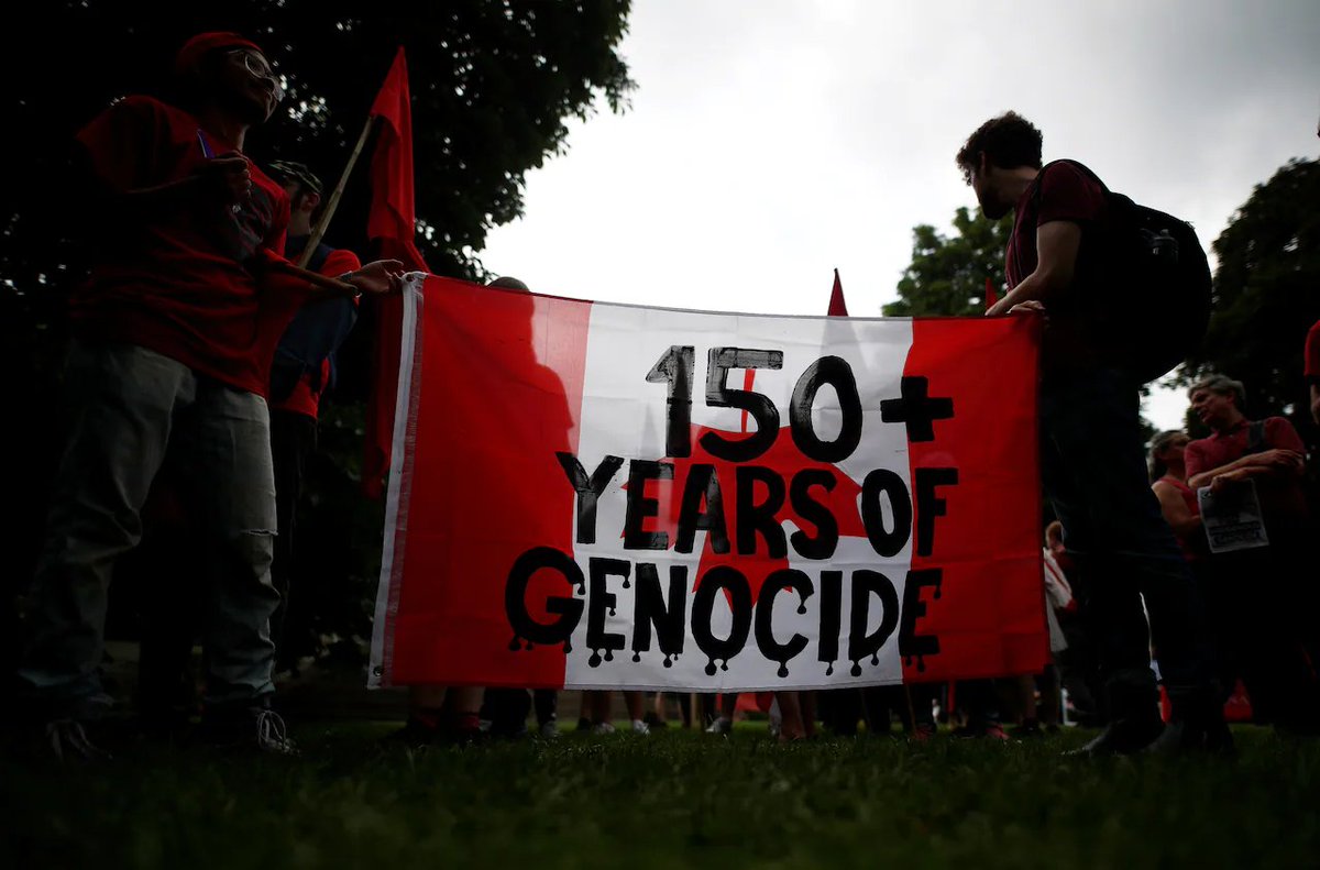 BattlementLK's tweet image. 🇱🇰🇨🇦 "Sri Lanka should declare a Canadian genocide day to commemorate the indigenous children whose remains were discovered in mass graves" 

Sri Lankan MP Weerawansha said in response to Justine Trudeau who accused Sri Lanka of committing genocide against separatist terrorists