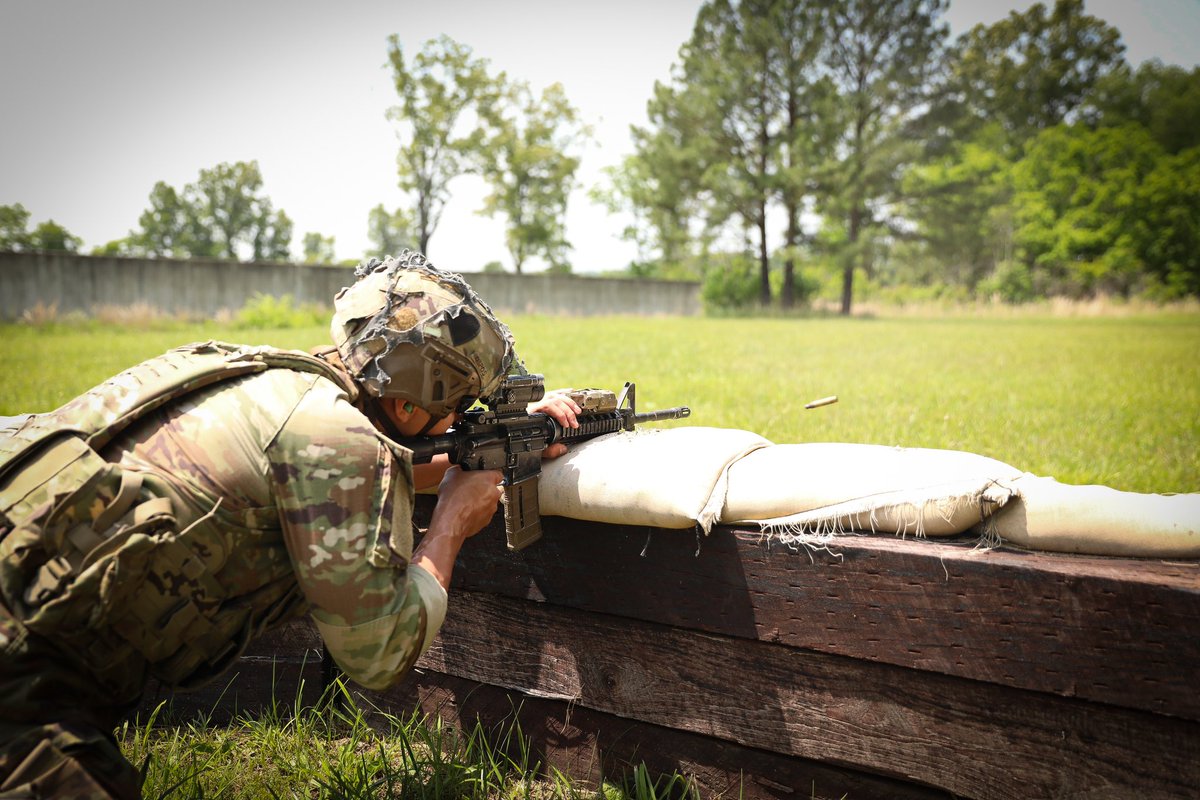 Week of the Eagles Stress Shoot !💥

📸 1LT Stacey Shaw