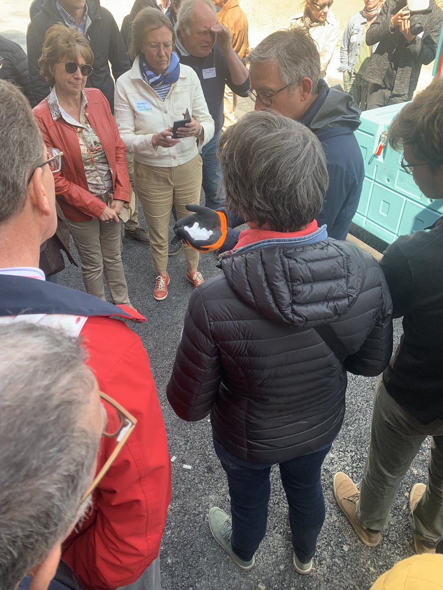 Ce matin nous étions à l'inauguration de Sanamethan. L'objectif du site : transformer le biogaz en biométhane pour l’injecter dans le réseau de gaz naturel. Cette installation permet de récupérer le dioxyde de carbone renouvelable au lieu de le renvoyer dans l’atmosphère.