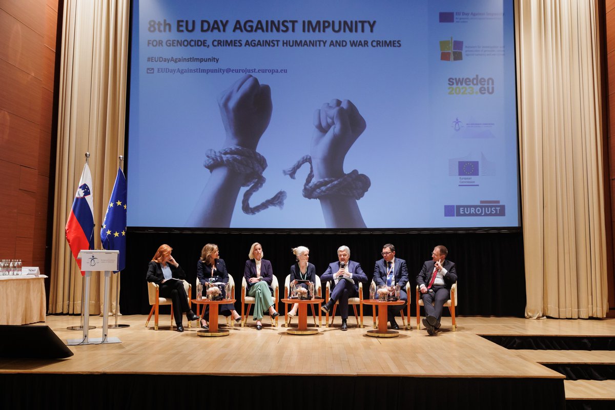 Eurojust's tweet photo. #Eurojust & the #GenocideNetwork mark today's 8th EU Day Against #Impunity 🇪🇺⚖️
📝 Read the press release on this year's #EUDAI topic & activities:
https://t.co/AA1BsT0HlL
📺 In case you missed the dedicated event in Ljubljana yesterday, rewatch it here:
https://t.co/GL1mIdZ2qM https://t.co/pPwKqCuRp4