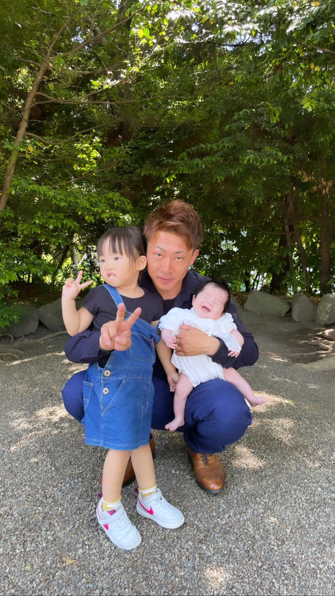 _00ll0_'s tweet photo. 春翔お宮参り👶🏼🩵
2人とも笑顔で元気にスクスク育て〜(*^^*)❤️ https://t.co/uxNNg0Q5oN