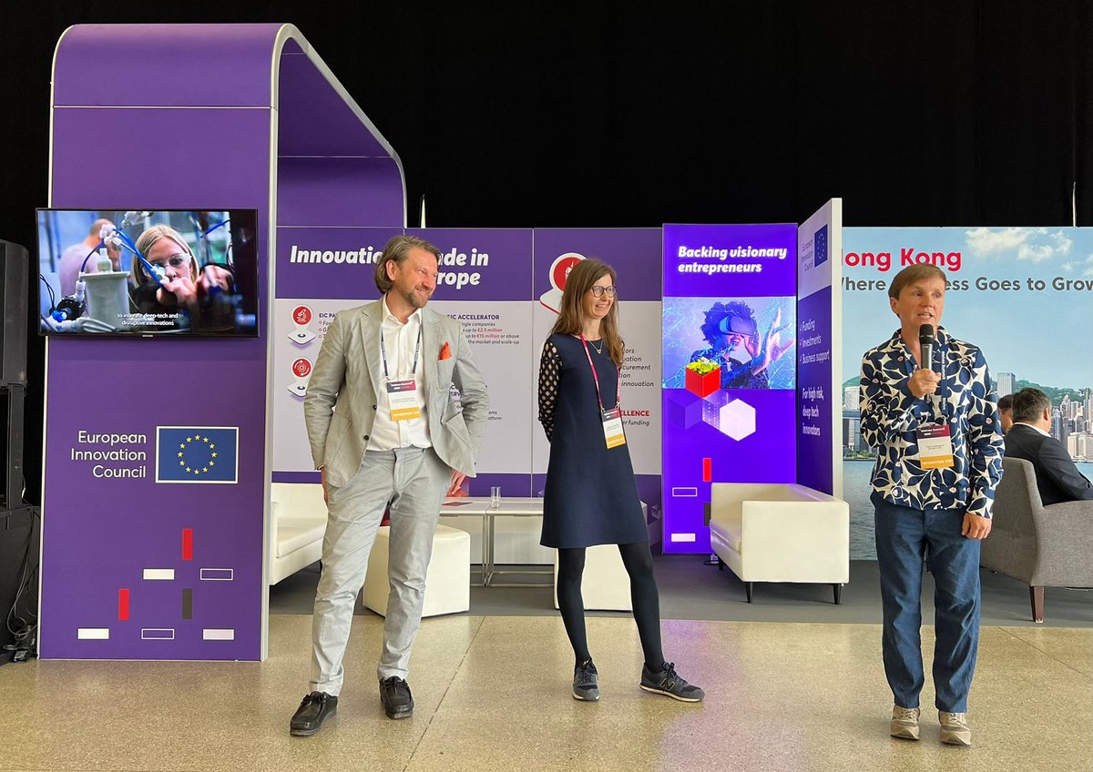 KPK_PL's tweet photo. 🚩 Jesteśmy dziś na #WolvesSummit we Wrocławiu 🐺 Nasze ekspertki Olę Ihnatowicz i Kamilę Chmielewską możecie spotkać na stoisku #EUeic i porozmawiać o tym, jak finansować innowacyjne pomysły z programu #HoryzontEU https://t.co/uWOLNkR1Ic
