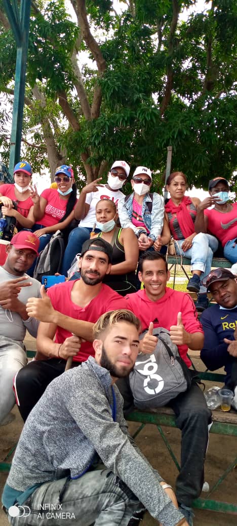DrJoseRicardo2's tweet photo. Por #60AñosSalvandoVidas en #CubaCoopera y #VamosPorMas.

🇨🇺🤝🇻🇪 💪💪💪💪
 #CubaPorLaVida @cubacooperaven @UJCdeCuba @MINSAPCuba @Cubacooperabol2
@cubacooperaven
@PensarAmericas
@AdanVillavicen5 
@CDIlaParagua1
@AnisleyKindelan
@cubadebatecu
@Granma_Digital
@mesaredondacuba https://t.co/qs2FGK0axO