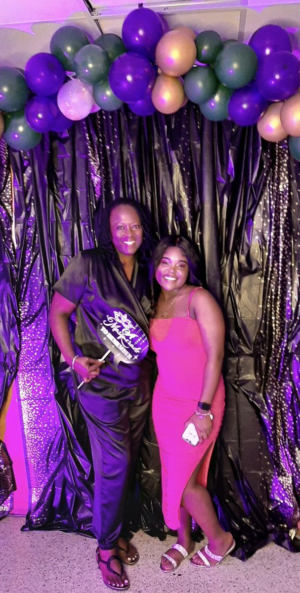 Bellevue Middle School tweet media