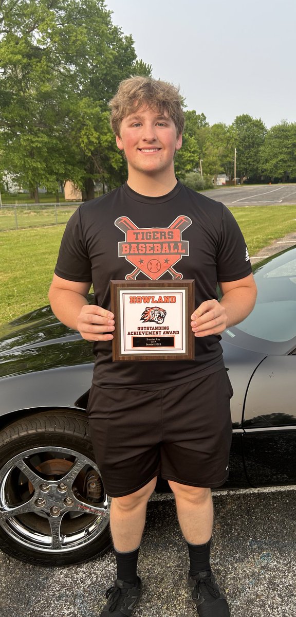 BrendanRay1120's tweet image. Junior year High School ball wraps up, third-year letterman, first-team infield AAC all conference, and Howland baseball MVP 2023. On to Class B ball at Cene Park with 18u Prospects and travel ball with 17u @Athletix_OH