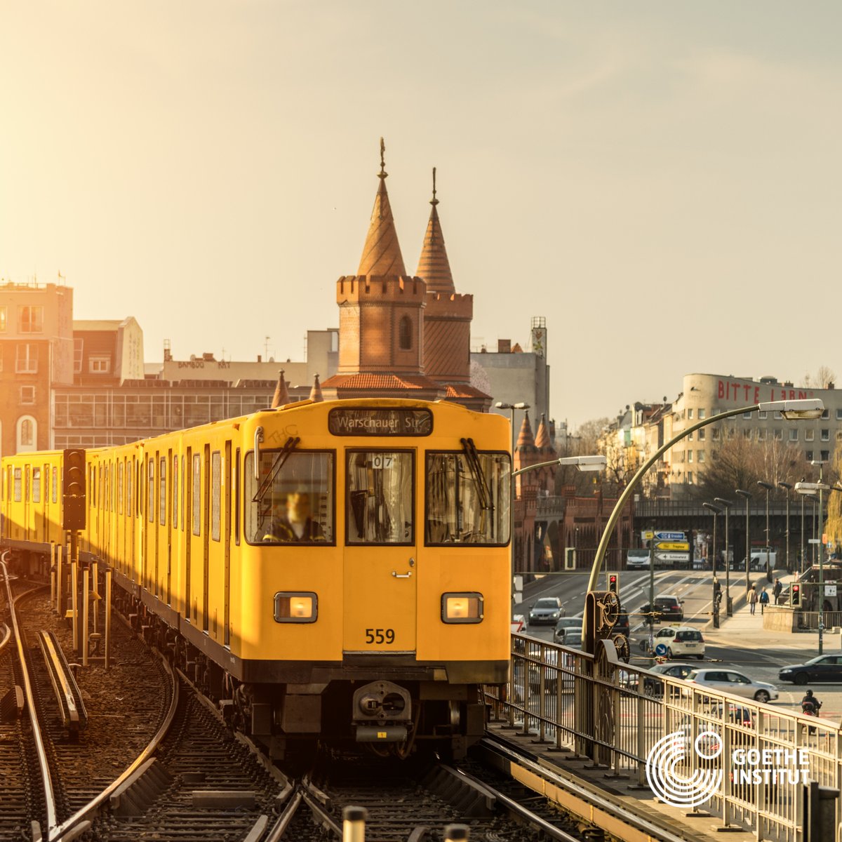 GI_London1's tweet photo. Dreaming of swapping Hackney for Kreuzberg this summer? Get Berlin-ready in 5-10 weeks with our intensive online group courses ✍️📖💻

Classes start next week. Last few places are still available. Book today 👇
https://t.co/LJA8TcwceC

#LearnGerman #GermanCourses #OnlineCourses https://t.co/RUewBEg7vk