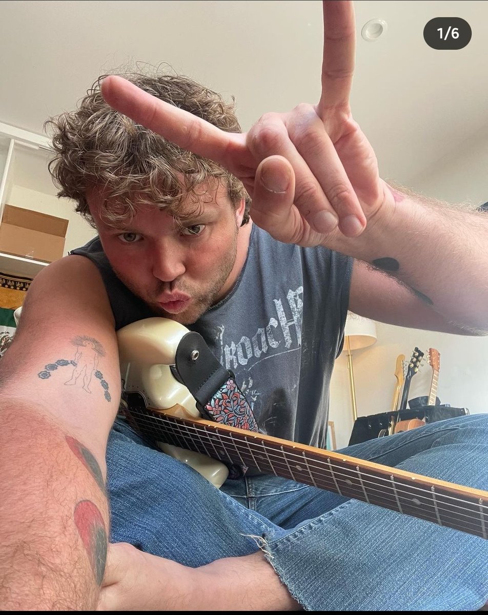 Ashirwin26's tweet image. Despertamos ensayando, buenos días 😎