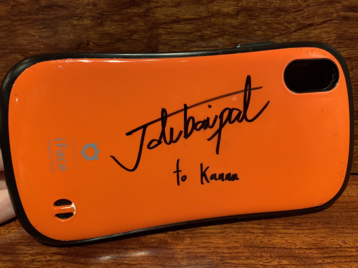 Perry74_'s tweet image. みんな、私、夢が叶ったよ。
ぱーてぃふぁんに会えた。だいすき、応援してて良かった。