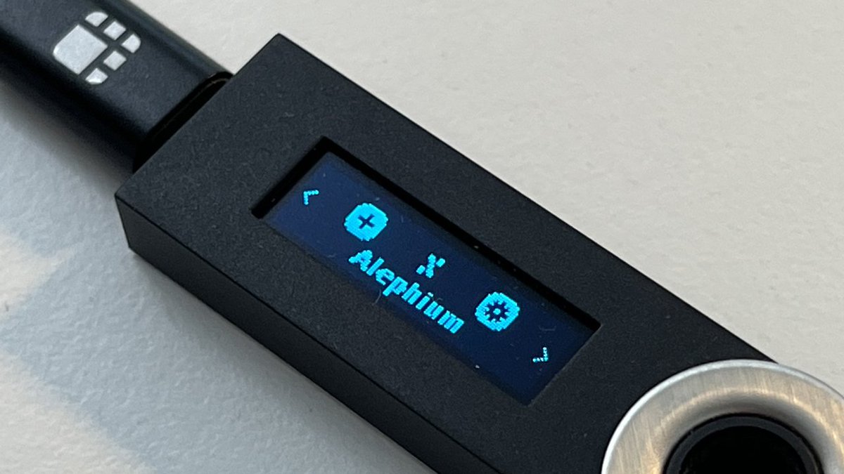 How to send #alph with your <a href="/ledger/">Ledger</a> and the Alephium wallet browser extension?
