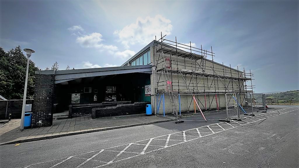 Cyfle olaf i gyfrannu at y gwaith murlun - Last chance to contribute to the mural creative process - mailchi.mp/d264e930f803/r… Dyma'r wal ble bydd murlun newydd / This is the wall which will have the mural painted on #Llandysul