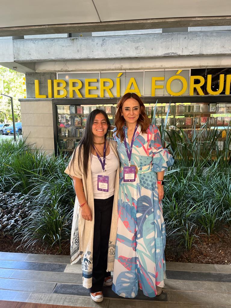 SaldarriagaConc's tweet photo. Con la conferencia '¿Cómo construir un sistema de cuidado?' y con la presentación de los resultados del modelo de cuidado comunitario 'Me Cuido Activo' cerramos nuestra participación en el IX Congreso Latinoamericano y del Caribe de @ACGG_CO realizado en Medellín. #COMLAT https://t.co/yi7wDQ0Cnv
