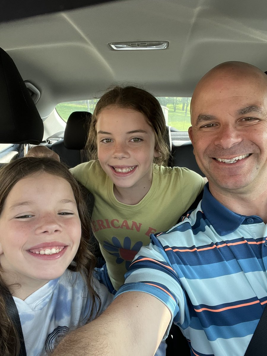 physiomurrey's tweet photo. Last day of our 3 person bus rides to school
We’ve covered ABBA to Beastie Boys to Rolling Stones to Outkast to Taylor Swift and everything in between
There’s been dancing and fighting and laughing and tears and forgotten lunches and last second homework 
They’re all good days ❤️ https://t.co/Whf5dcBgUf