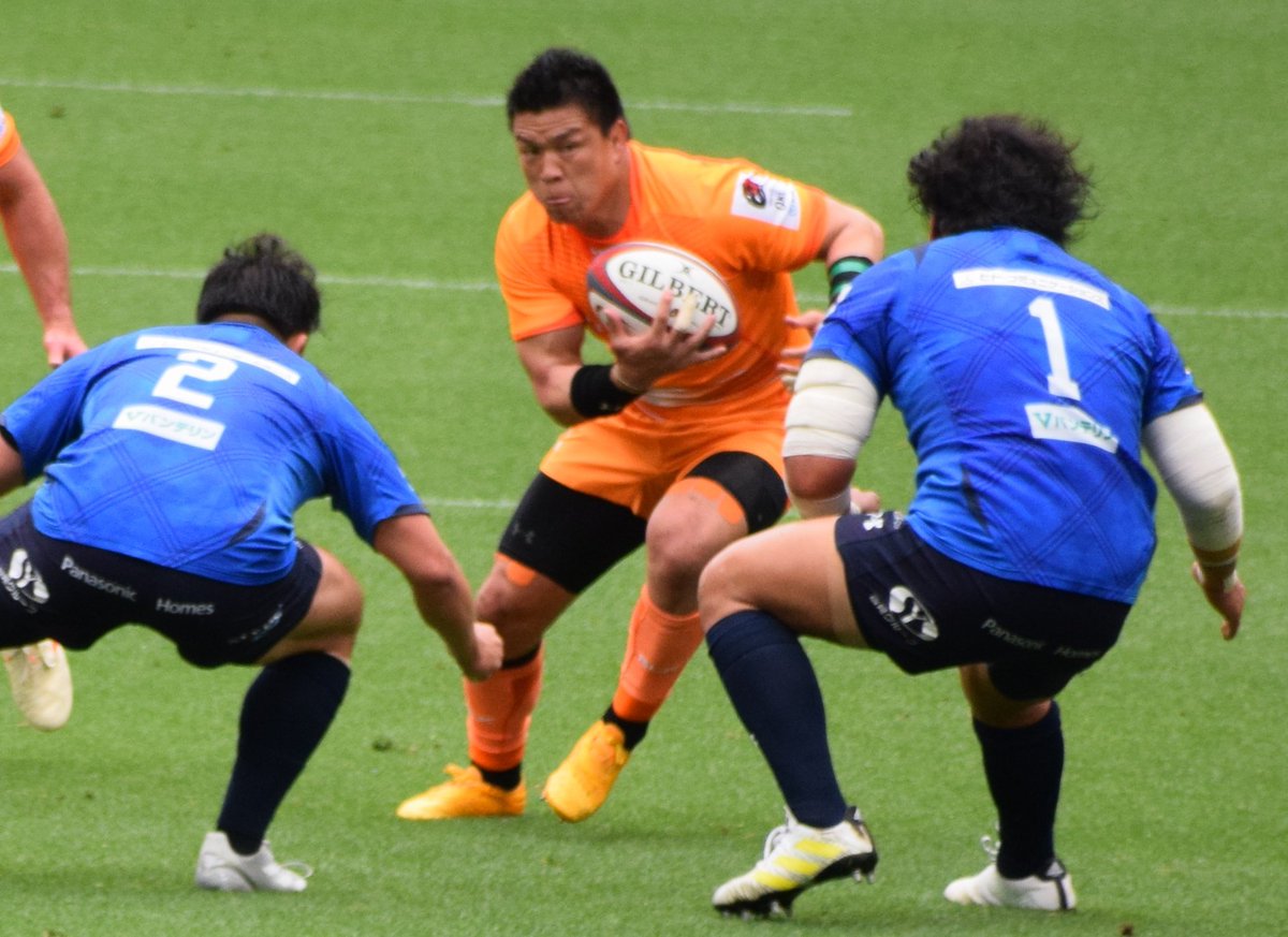 JAPAN_RUGBY2019's tweet photo. ワイルドナイツ　PR稲垣選手、HO坂手主将　

Vs

スピアーズ　立川主将なのだ。

#NTTリーグワンプレーオフ
#リーグワン決勝
#RugbyExplosion
#ファンと共に日本一の熱狂へ
#NTTリーグワン 
#NTTLeagueOne 
#リーグワン 
#LeagueOne  
#GoForwardAsOne https://t.co/xZZX1e9xzW