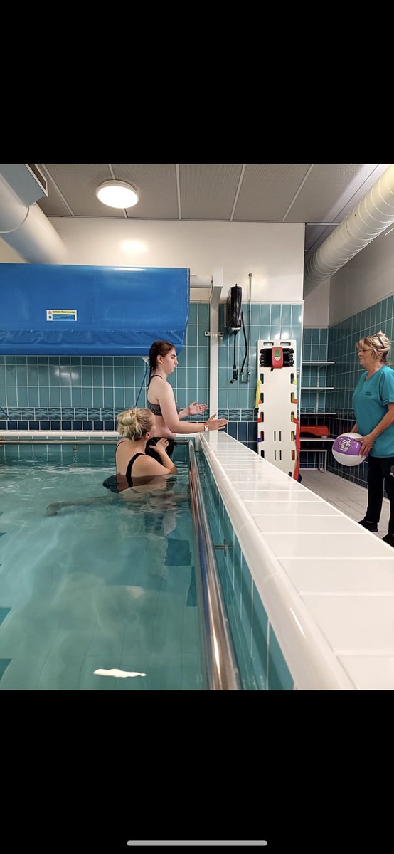 ELHT_PTOT's tweet photo. Fantastic to see that the hydrotherapy pool is back open, making improvements to patient care and recovery! 🌊 @ELHT_NHS @ELHT_AHPs 
#hydrotherapy #rehablegends #rehab #recovery https://t.co/Chqzx0ngEr