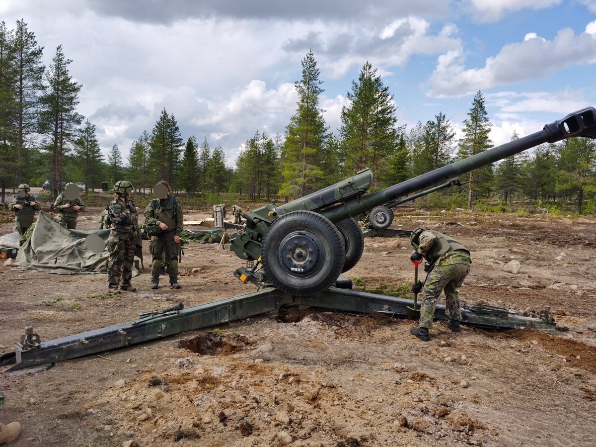 FR_DA_Finland's tweet image. Proud to observe the Lightning Strike 23 exercise #LIST23 which demonstrates the 🇫🇮 Army's strike capability. Impressed in particular by the expertise of the reservists