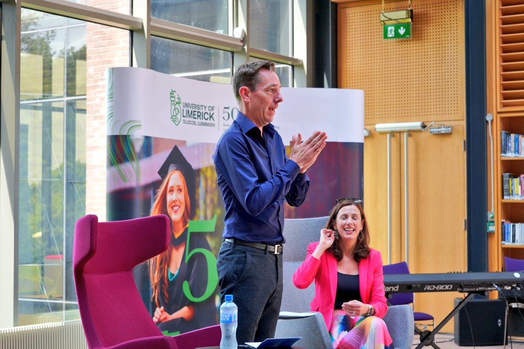 Fantastic to welcome Ryan Tubridy to UL

In his opening speech he extolled the importance and beauty of an arts degree, and the brilliance of being a good storyteller 
#StudyatUL