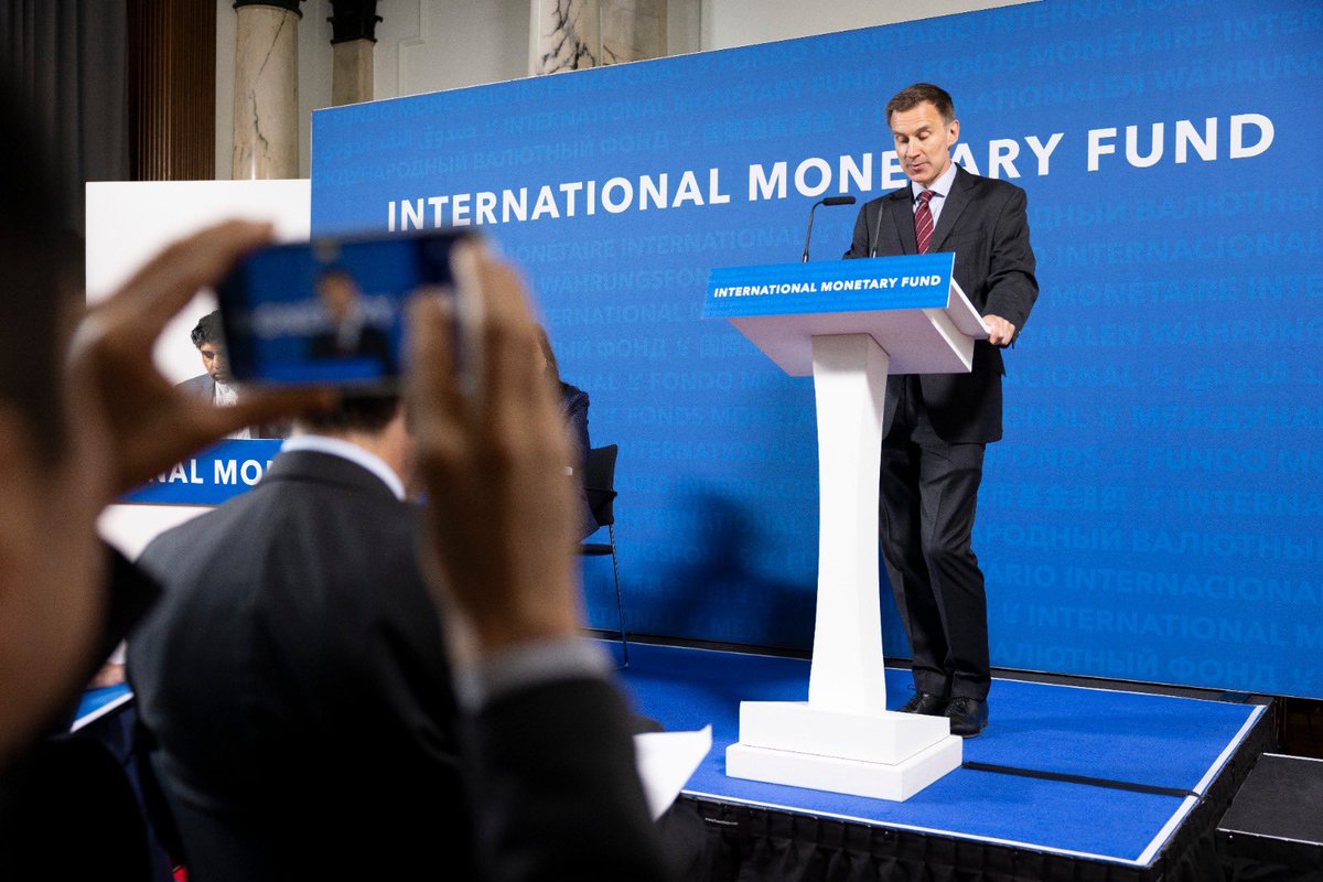 Jeremy_Hunt's tweet image. My take on today’s @IMFNews conference:

A major upgrade to our forecasted economic growth (+ 0.7 ppts)

IMF credit our action to restore financial stability.

They confirm our long-term growth prospects are now stronger than in Germany, France and Italy.

(1/4) 🧵