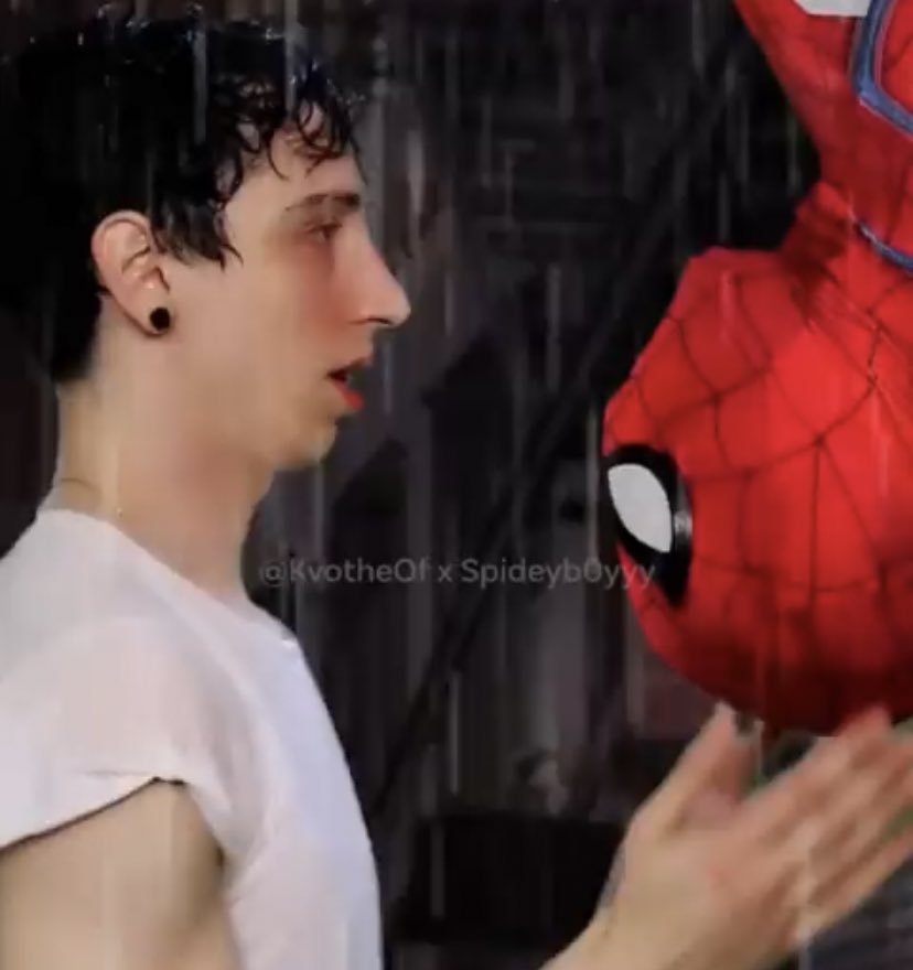 พิรัน on Twitter: "เพิ่งสมัคร Onlyfans ของ kvothe มา มึงเอ๊ยภาพคลิปเยอะจนกุเมาหำเกือบอ้วก พายุ