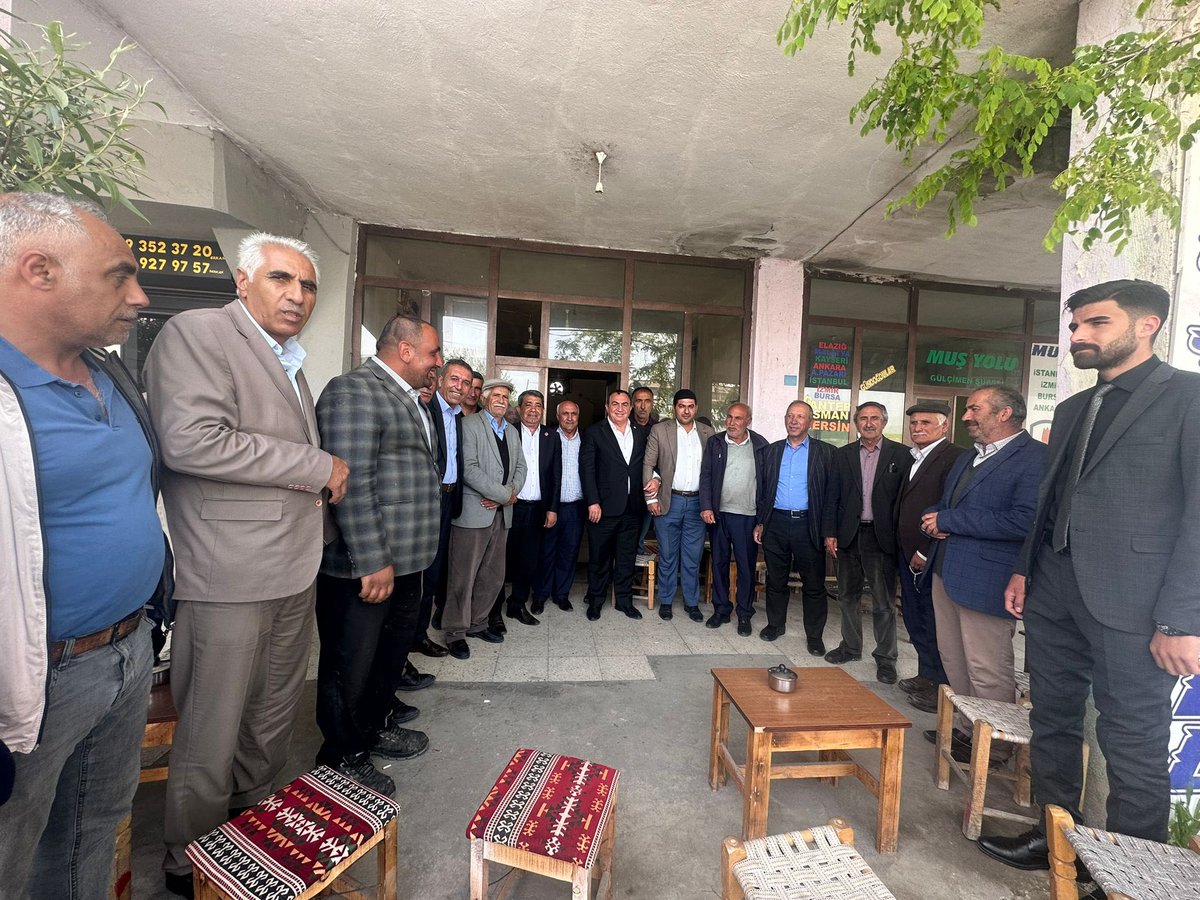 📍Bulanık Gülçimen Köyü

Muş’umuzu karış karış dolaşmaya devam..

28 Mayıs Cumhurbaşkanlığı seçimi öncesi Muş’un mahallelerini, İlçelerini, Beldelerini, Köylerini ve Mezralarına kadar olan tüm bölgesini ziyaret ediyor, hemşehrilerimizle buluşuyoruz. 

Sıkılmadık el, çalmadık