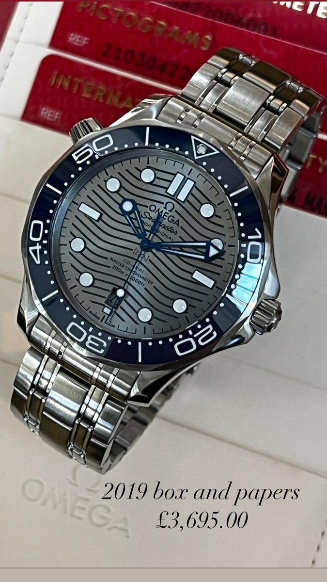 Our stunning 2019 #Omega #seamaster is a full set and priced at £3,695.00 

#beaugems <a href="/LeadenhallMkt/">Leadenhall Market</a>