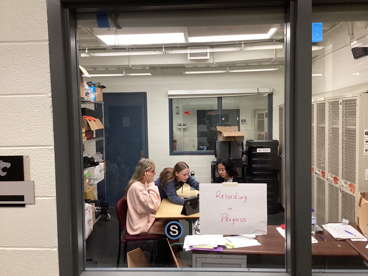 Students are using <a href="/GaragebandiOS/">Garageband iOS</a> to record podcasts as their capstone project in our WWI unit