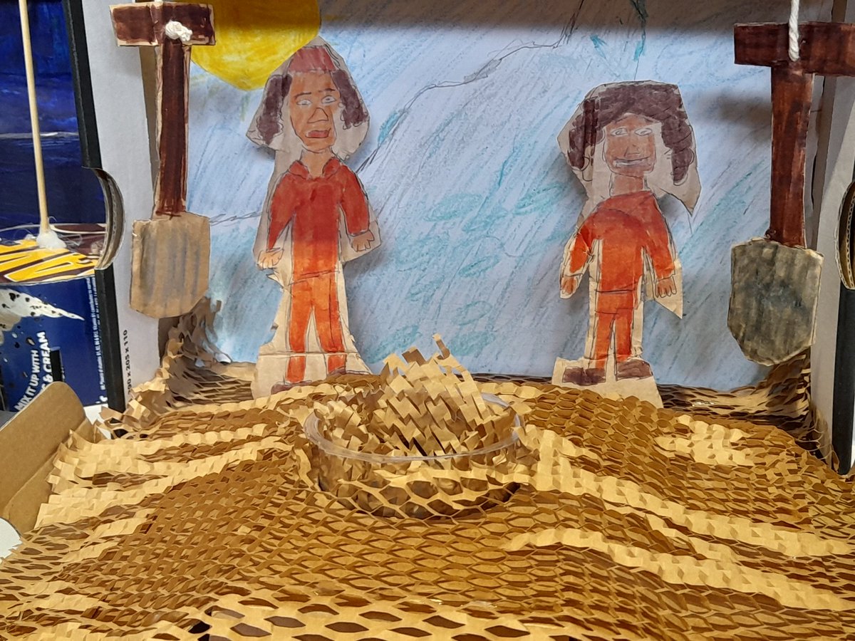 Yvonne_McBlain's tweet photo. An amazing selection of work from #JuniorRED @BAEnglish6 @BlacknessP @Kinneil_PS @BonessPublic @GrangePrimSch @stmarysboness @DeanburnPS Wells done all. https://t.co/m8sDy2Geiw