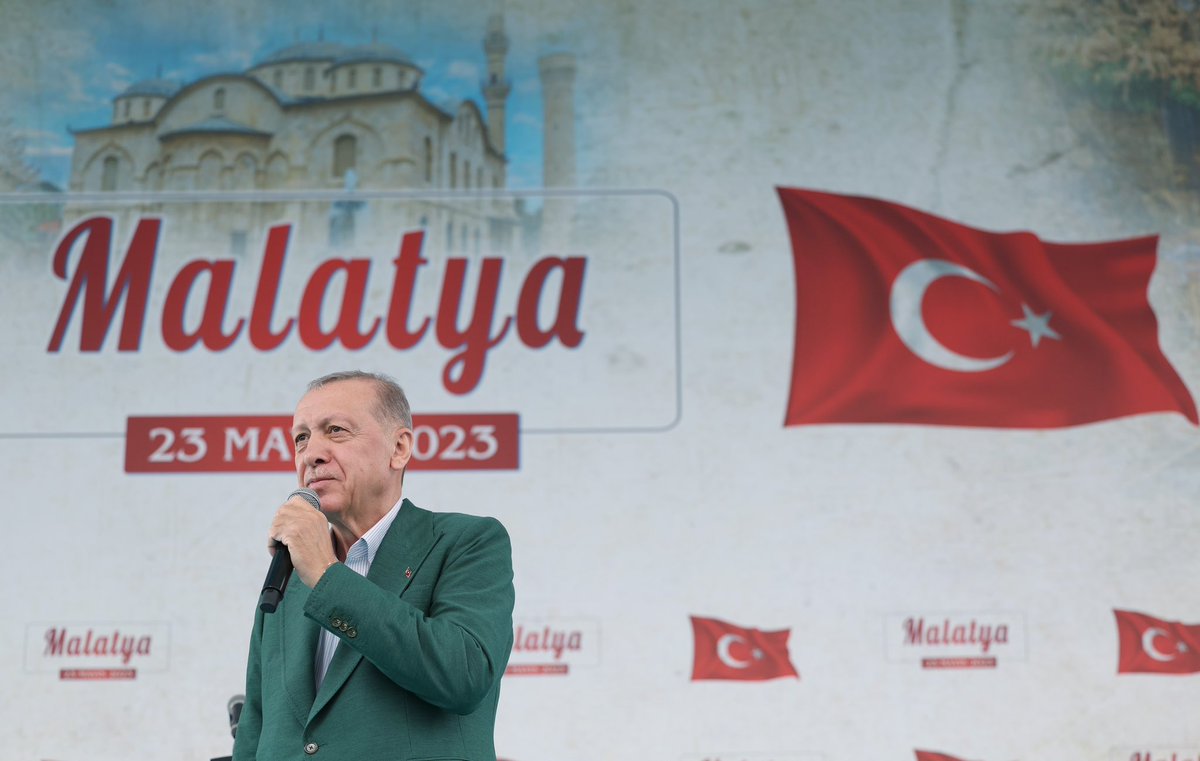tcbestepe's tweet photo. “Afetin ilk saatlerinden itibaren devletimizin ve milletimizin tüm imkânlarını seferber ettik” https://t.co/lbVgBy2hZp https://t.co/fQWWT8xh4X