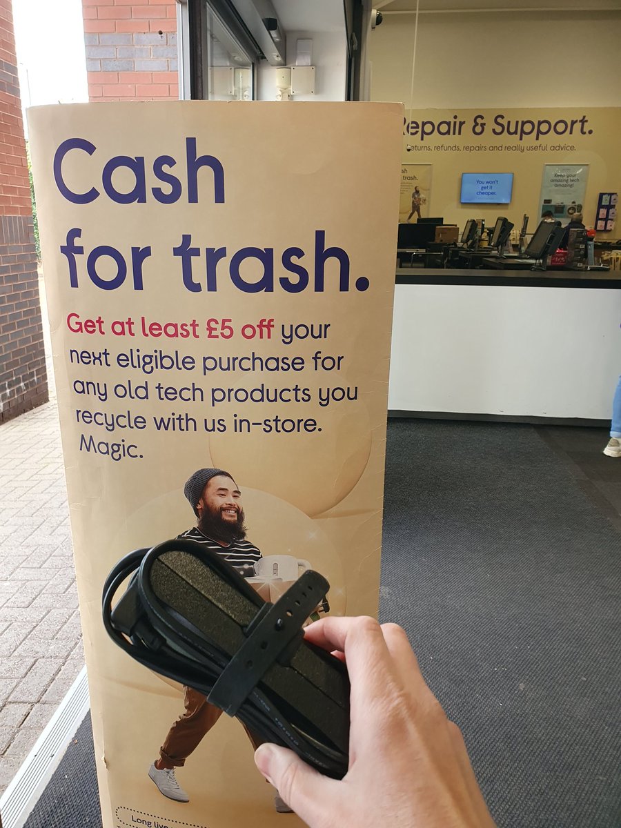 @currys Leamington Spa 
#curryscashfortrash