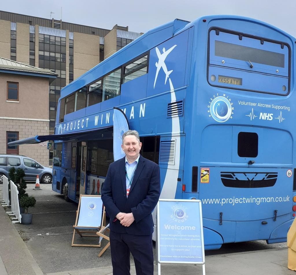 DerekM_FTSU's tweet photo. I'm having a great day chatting to staff at Raigmore Hospital. The @_ProjectWingman bus is a great wellbeing facility for all staff! @NHSHighland
@highlandguardian https://t.co/1pP0o3nUG4