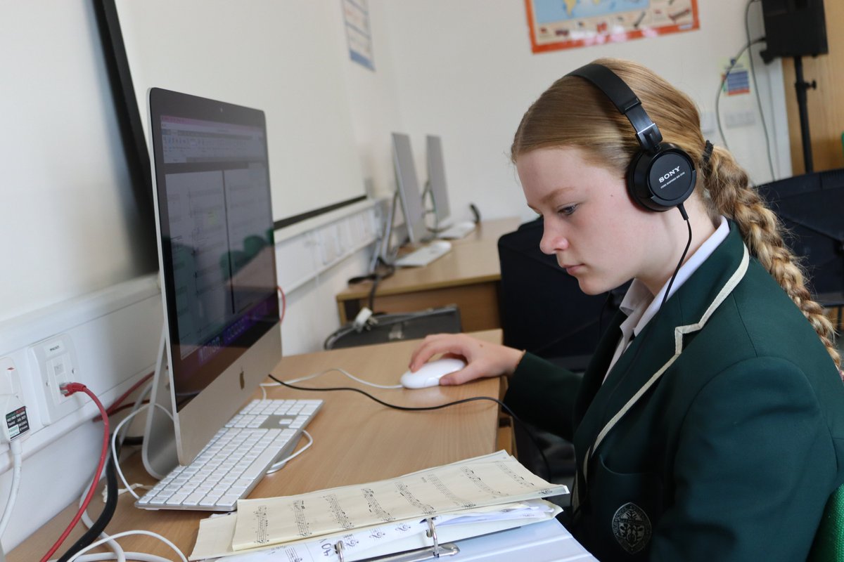 Our Year 10 Music students are embarking on their first piece of GCSE composition coursework using the Sibelius programme. Having unlimited access to this industry standard composition software helps enhance the students’ creativity and develop their musical skills.