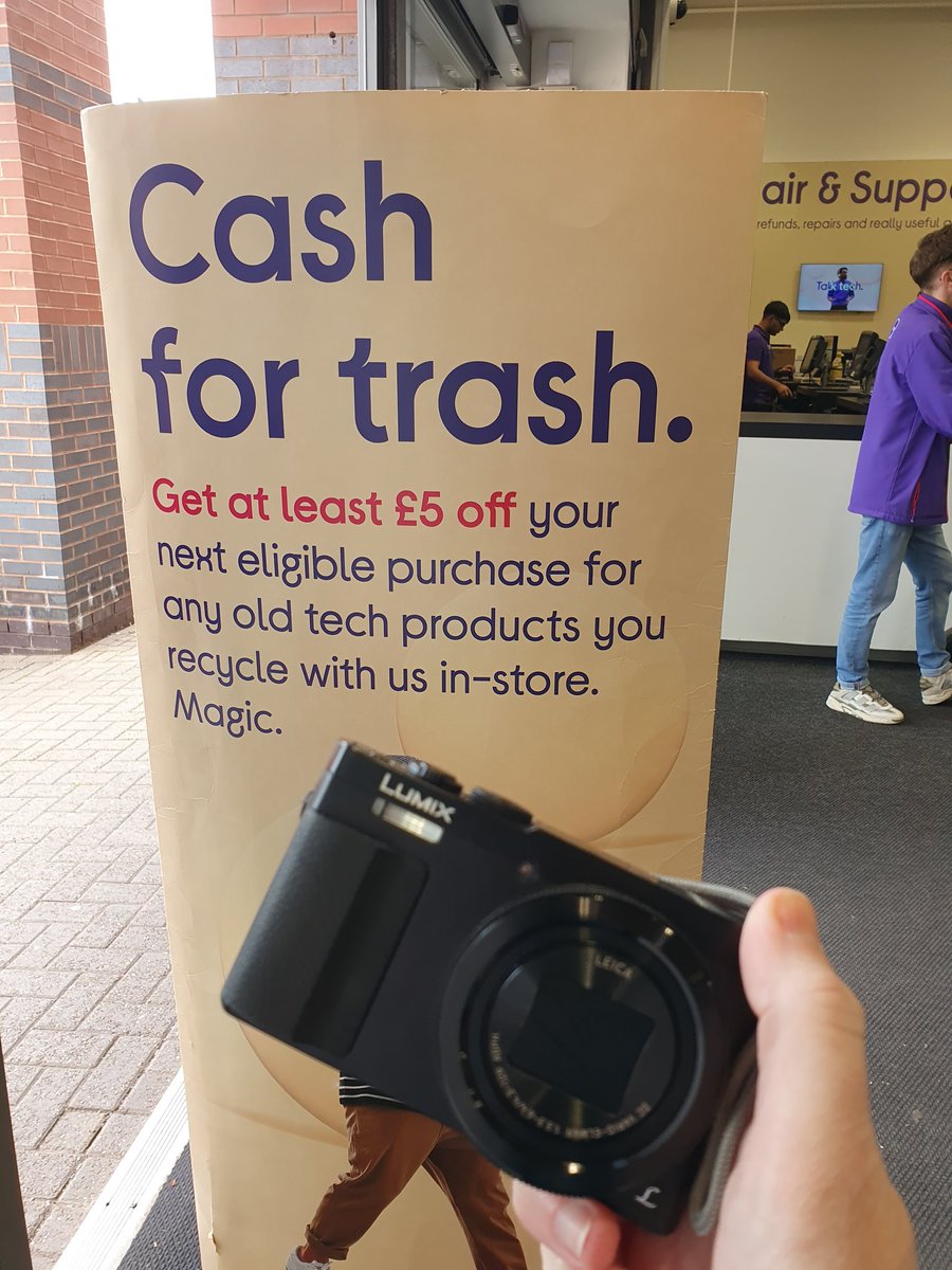 @currys Leamington Spa 
#curryscashfortrash