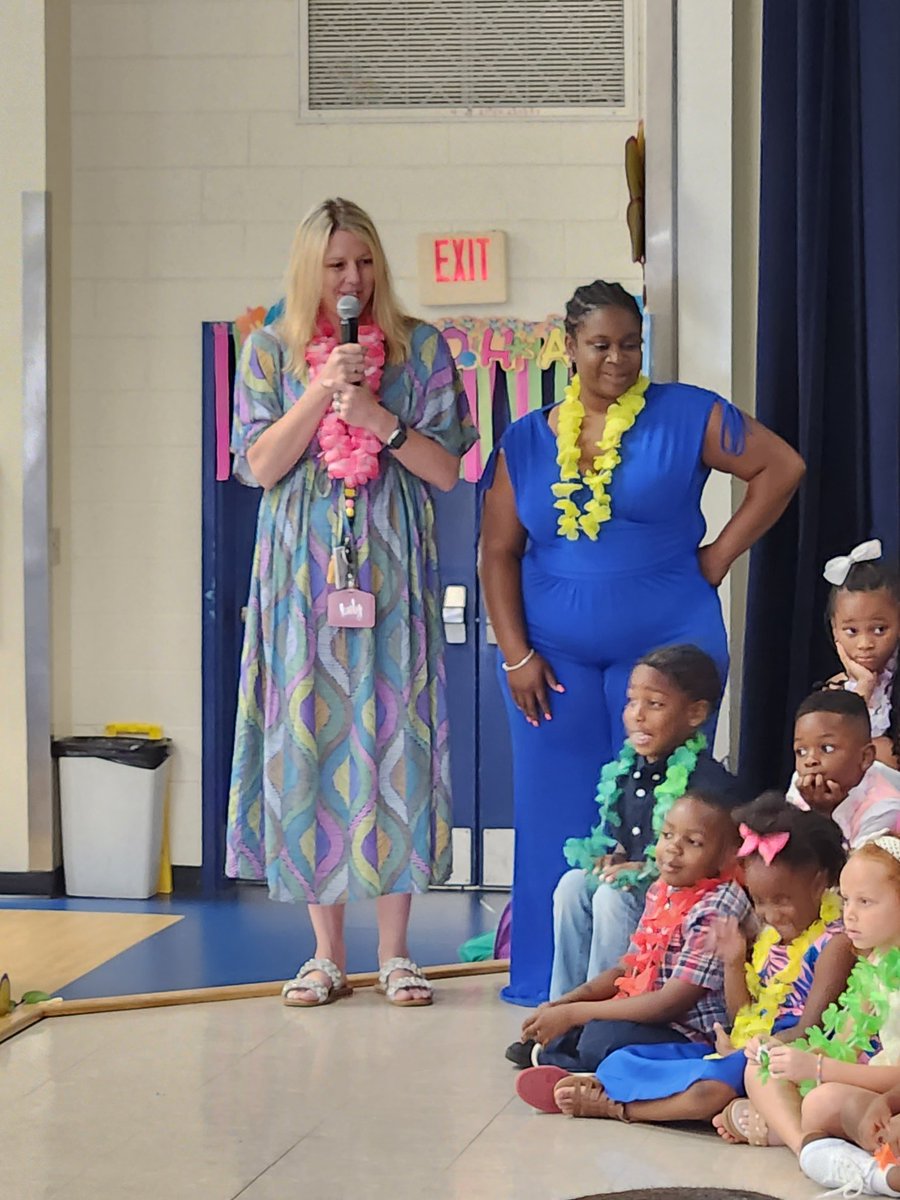Dr. Kimberly Smalls (@kimberlymsmalls) on Twitter photo Great job, kindergarten!! See you in 1st grade!!!! <a href="/Killian_STEAM/">Killian Elementary</a> <a href="/marlena_council/">Marlena Council</a> <a href="/MEvans_KES/">Michelle Evans</a> <a href="/franklinscsu/">Stacey Franklin</a> Great job, kindergarten!! See you in 1st grade!!!! <a href="/Killian_STEAM/">Killian Elementary</a> <a href="/marlena_council/">Marlena Council</a> <a href="/MEvans_KES/">Michelle Evans</a> <a href="/franklinscsu/">Stacey Franklin</a>