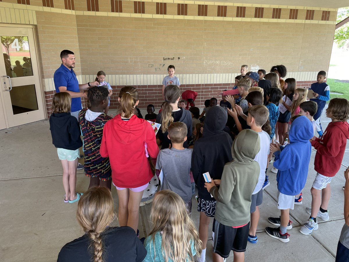 Mrs. Pugel tweet media