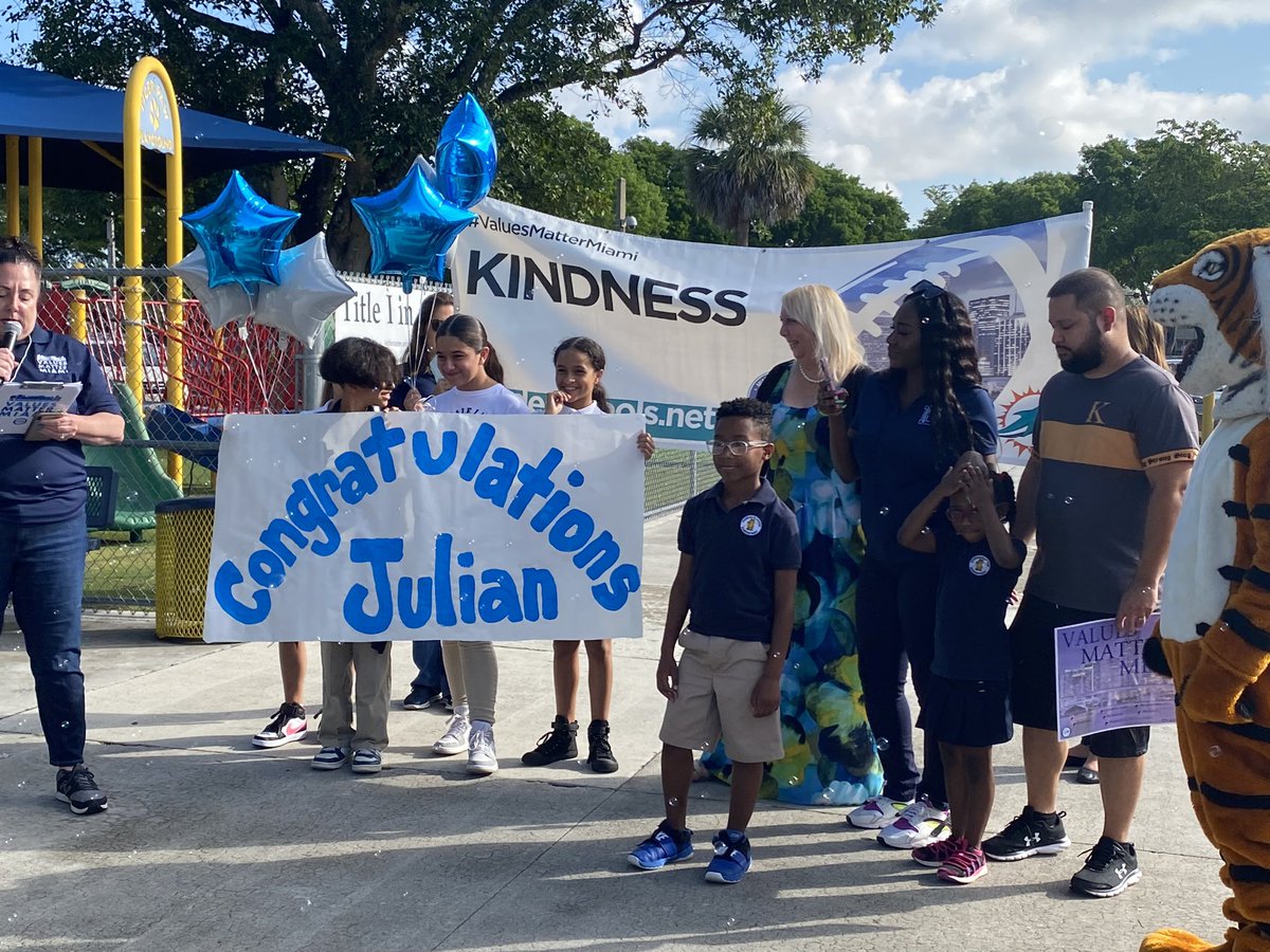 StdtSvcsMDCPS's tweet photo. We started Day 3 of the #ValuesMatterMiami Pop Up Ceremonies @KLEfamily to celebrate a wonderful young man who exhibits Kindness! Congratulations Julian Arman on being named the 2023 Kindness Elementary Student of the Year! @MDCPSSouth @MDCPS @SuptDotres @LDIAZ_CAO @AlayonSally https://t.co/n7wQM7P7L1