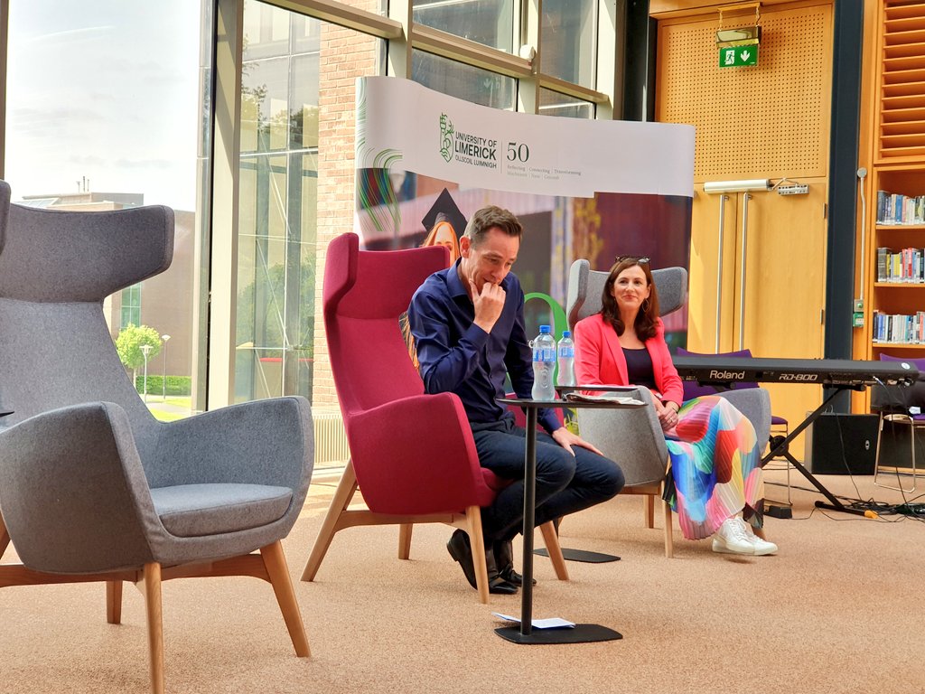 'You need lived experience & always surround yourself with good people'

Ryan Tubridy's advice to UL Journalism students as he takes questions from the audience in the Glucksman Library
#StudyatUL #LateLateShow