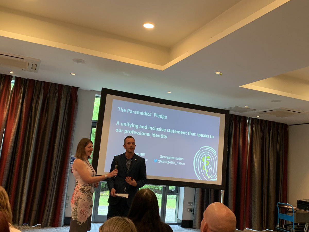 What is a professional identity ? @UEA_Paramedic <a href="/georgette_eaton/">Georgette Eaton</a> presenting the Paramedic Pledge at #paracon2023 <a href="/UEA_Health/">School of Health Sciences</a> <a href="/KBotsfordSmith/">Karan Botsford-Smith</a> <a href="/HelenH_Para/">Helen</a> @JulietHPara <a href="/sroseparamedic/">Simon Rose</a> @ParaJoeC