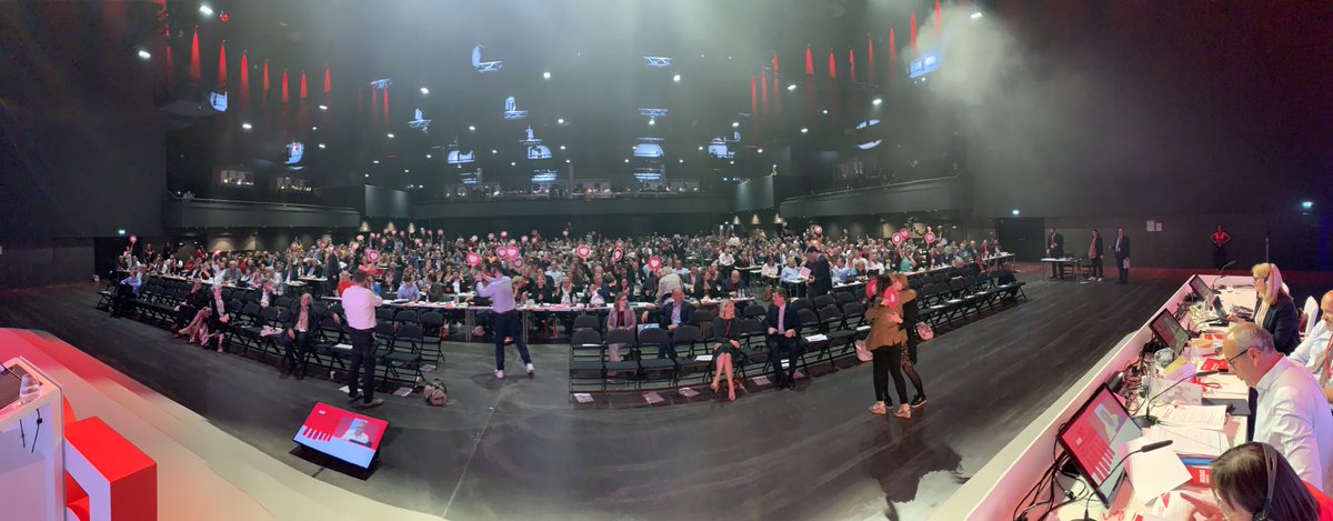 LudovicVoet's tweet image. We did it. #ETUC50 Congress delegates just approved Youth quota constitutional amendment to reinforce young workers presence in highest @etuc_ces decision-making body. Years of work of @ETUC_Youth achieved. Let’s now develop action plans to make Power to the Union Youth a reality