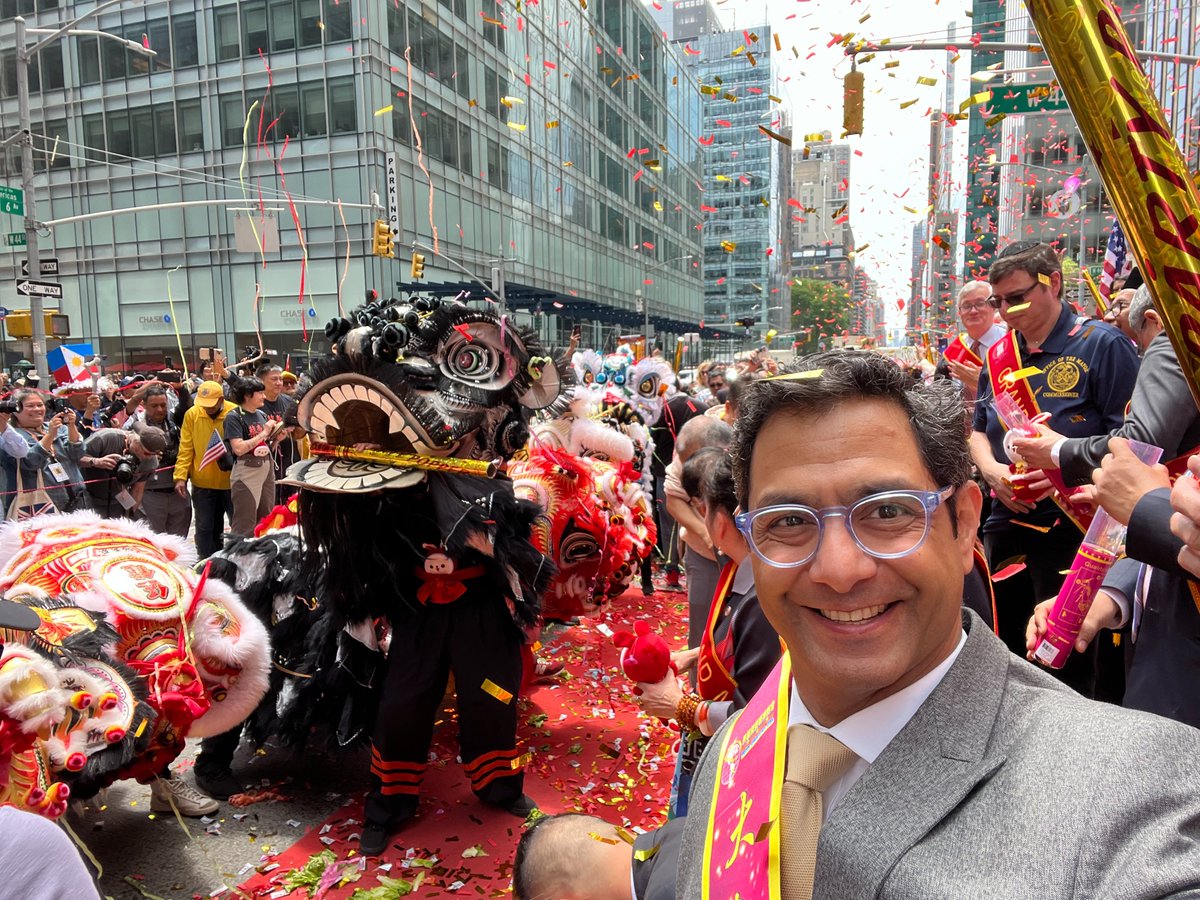 OATH's Commissioner celebrating the City's diversity at the 2023 AAPI Cultural Heritage Parade #aapiheritagemonth