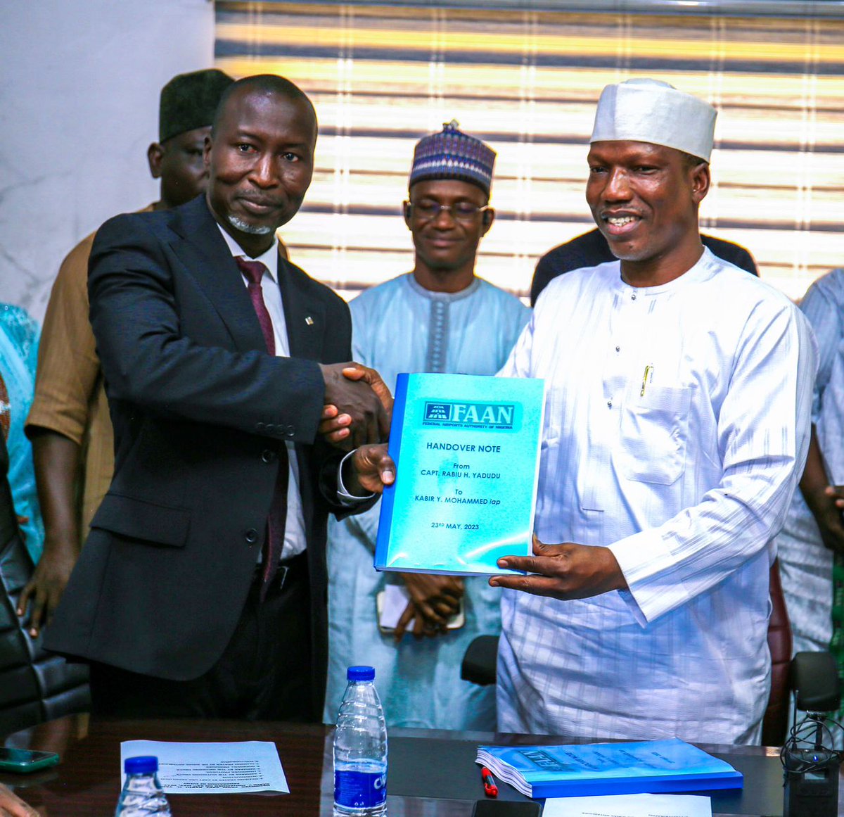 May 23, 2023
Press Release
KABIR MOHAMMED OFFICIALLY TAKES OVER AS MD FAAN
Mr. Kabir Yusuf Mohammed has officially taken over as the Managing Director/Chief Executive of the Federal Airports Authority of Nigeria.