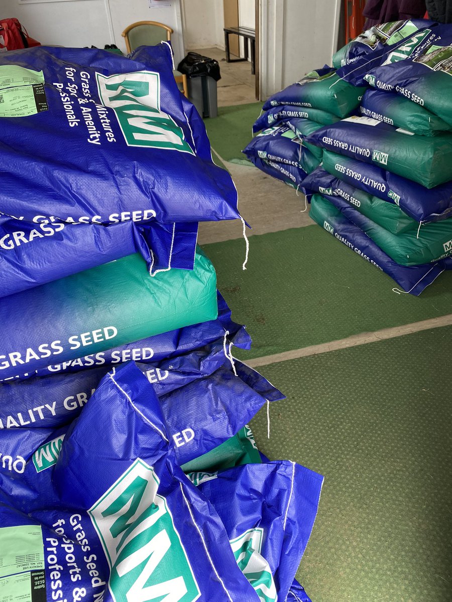dbevanturfie's tweet photo. A hive of activity at a local football club today with end of season renovations in full swing. @MM_Seed @ICL_Turf @WRSsportpitches @AgrovistaAMNTY https://t.co/EyYcCRFQOV