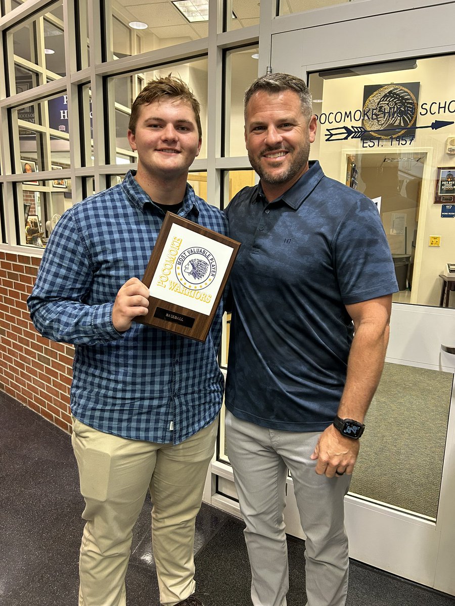 EliScottNo21's tweet photo. Grateful to my coaches for selecting me as @_PHSBaseball Team MVP.  Final stats:

AVG - .351
OBP - .492
OPS - 1.002
Caught 11 runners from behind the plate. 

Ready for summer ball. @PBRMaryland https://t.co/xpHAOhAlwY