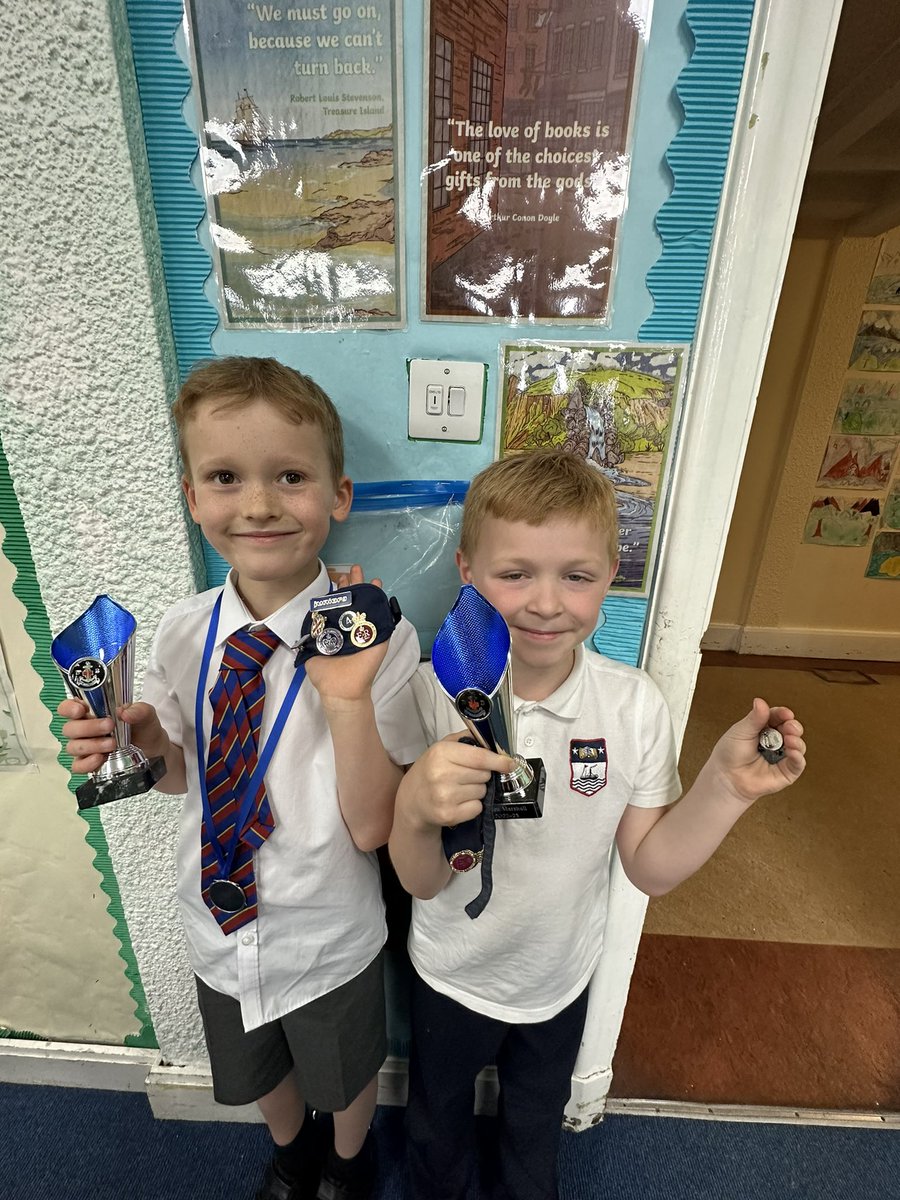 P3 and P4 tweet media