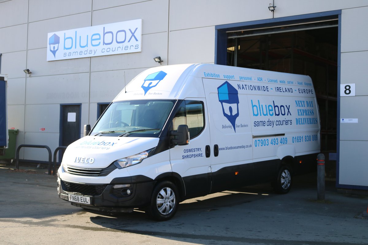 Blueboxsameday's tweet photo. #deliverwithease with our #uksameday service. We are available 24/7 if you have any #urgent #deliveries please contact us on 01691 830889 we will be glad to help. We have small vans up to 7.5tn lorry's available for bookings. #samedayspecialists #sameday #blueboxsamedaycouriers https://t.co/COwYQnaFdB