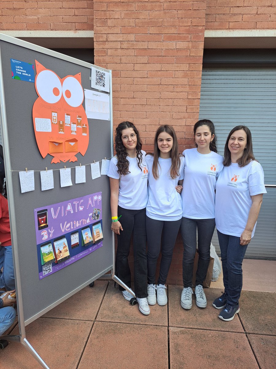 Guanyadores de Catalunya i semifinalistes a la fase mundial del concurs Technovation girls 2023! Moltes felicitats a les tres! Irene Mendo, Martina Iglesias i Natàlia Oso de 3r ESO B
#stlisieux #somfep @technovationgirls