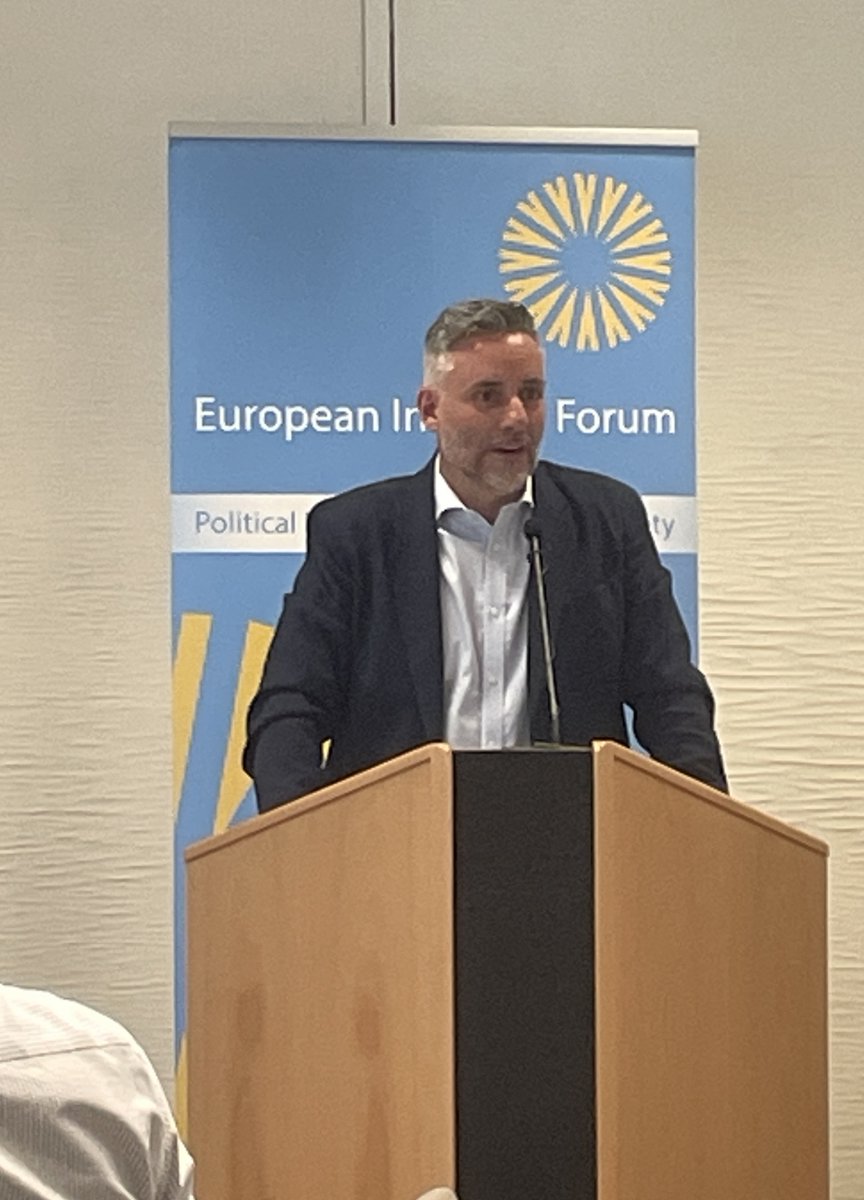 "This is the year of the European #DigitalSkills.
Having more than 20 million experts in IT, gender convergence, ensuring at least 80% of the population has basic digital skills. And we all must help to achieve this!

@AWScloud works on the long term, with programs such as