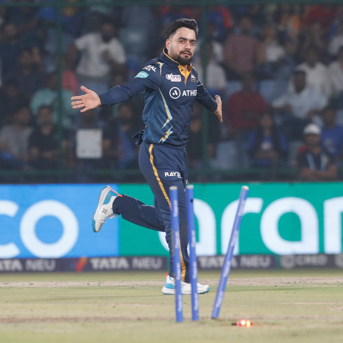 bbctms's tweet photo. A place in the @IPL final up for grabs. 

Will it be @gujarat_titans or @ChennaiIPL straight through to Sunday’s #IPL2023 climax?

Commentary on the qualifier from 2.55pm 5 Sports Extra &amp; @BBCSounds 

@Cricket_Mann, @AatifNawaz &amp; @vchops06. 

https://t.co/m8hySIVEsm

#bbccricket https://t.co/9EKBnV7xDa
