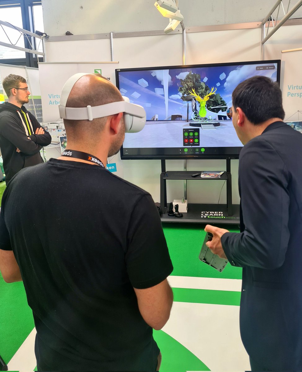 bazi1107's tweet photo. #greenshoesteam impressionen von der
#learntec2023  @learntec_news 
#30learntec
das Beste: die #grünezuckerwatte 💚😘 
Danke ans WiMi 
@imsimity https://t.co/4imsxW7VfP