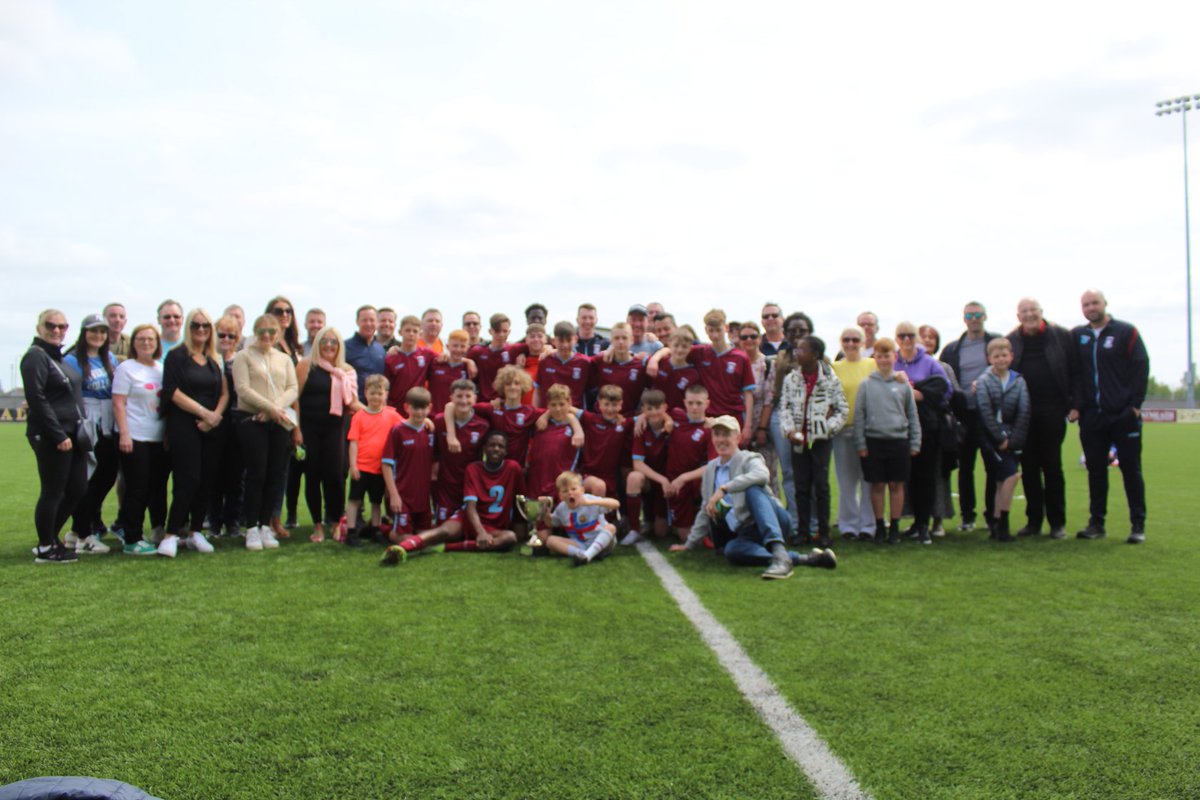 faischools's tweet photo. 💜💙 #FootballFamily

🏴󠁧󠁢󠁳󠁣󠁴󠁿 Lovely to have family &amp; friends in attendance in @AthloneTownAFC this afternoon to share in the @stninianshigh celebrations with the players &amp; management staff 🏆 #AllenMcKinstryCup

✈️⛴️ 🚗 🚃🚆 Safe travels home to all involved https://t.co/4j7jJd9Z5c